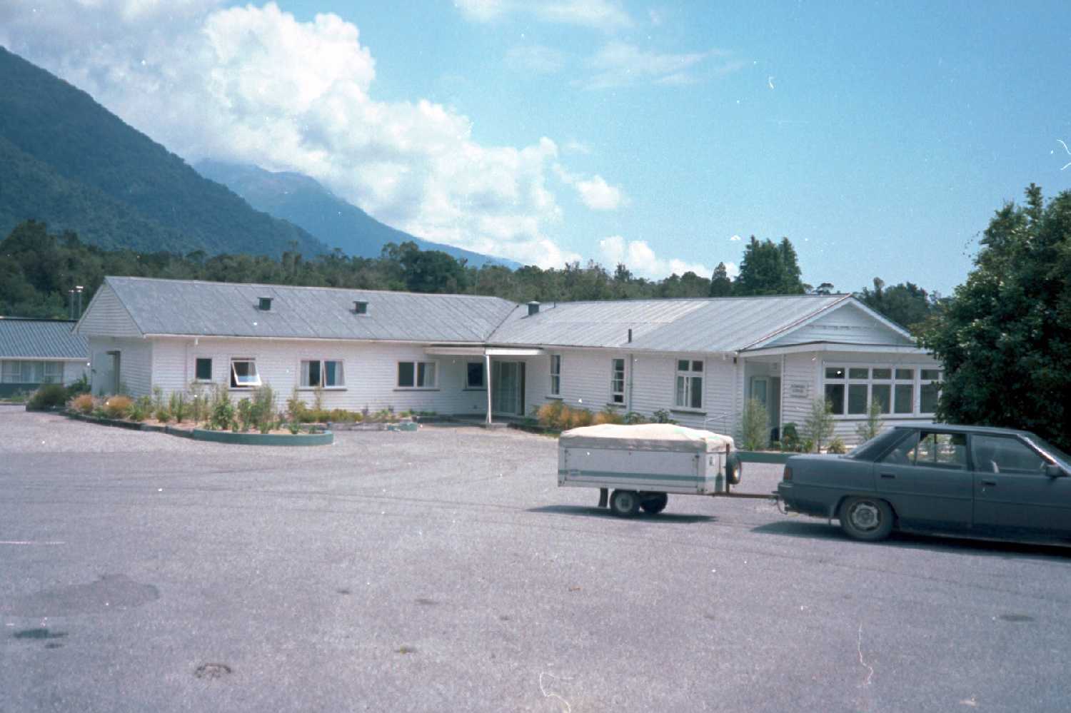 Fox Glacier Valley border=