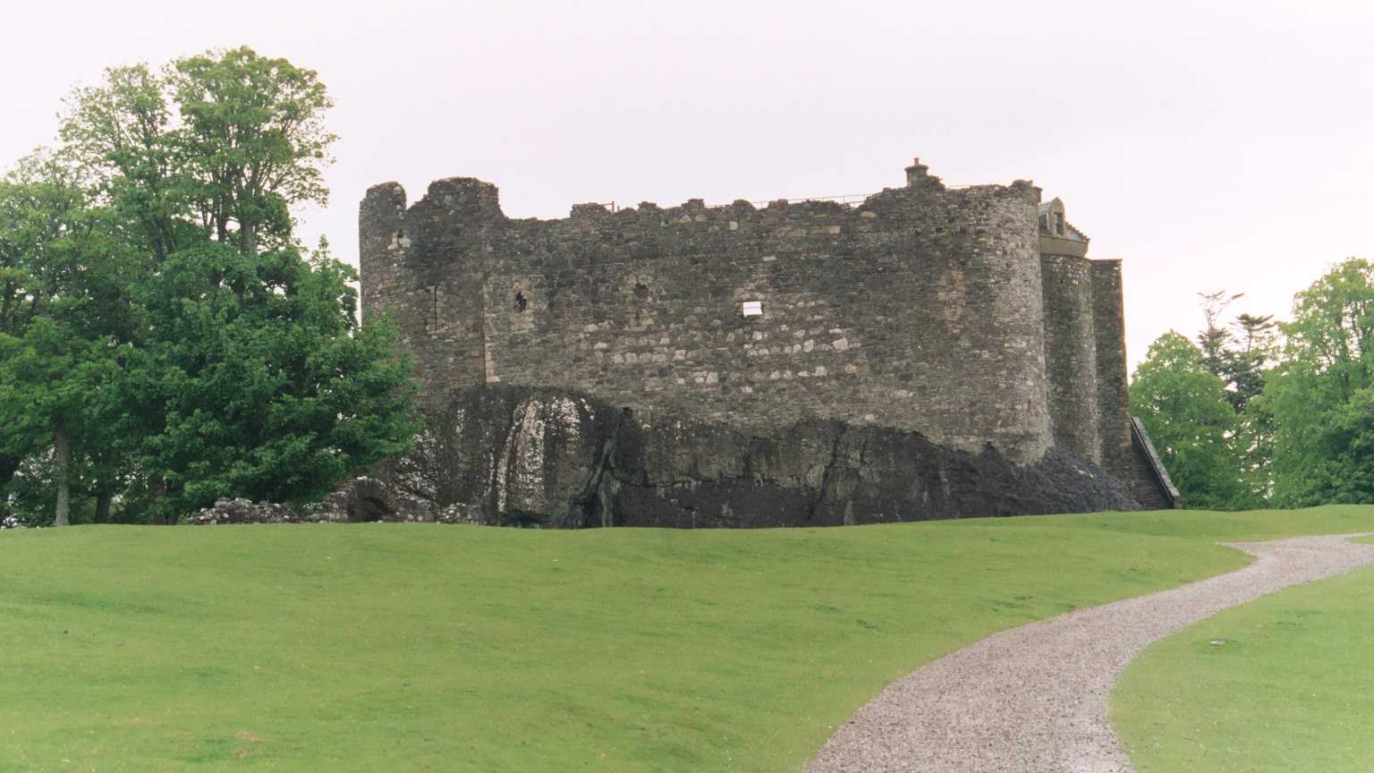 Dunstaffnage Castle